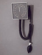 Esfigmo Aneroide de Pared Gris